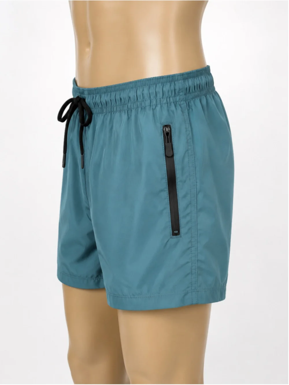 H&M make splash